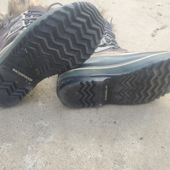 Joan of Artic Sorrel size 8 - Picture 4 of 5